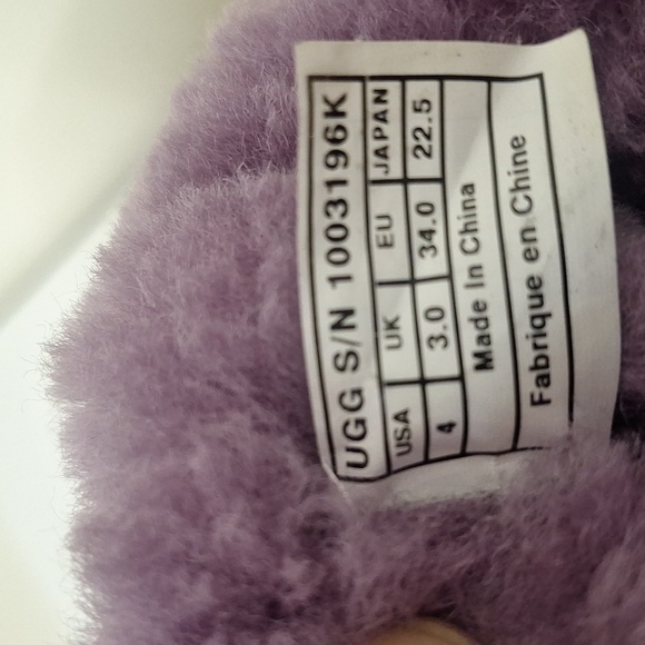 Ugg Australia Adrianna Heart Studded Suede Girls Boots Size 4 - Picture 7 of 8